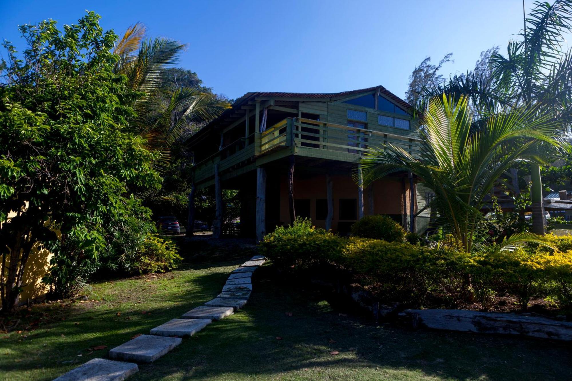 Strawberry Fields Together Robins Bay Exterior photo