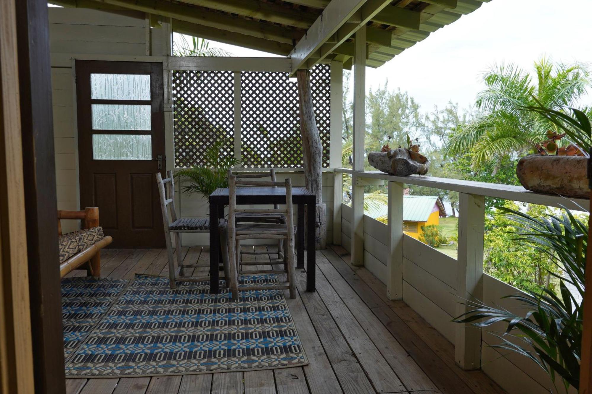 Strawberry Fields Together Robins Bay Exterior photo