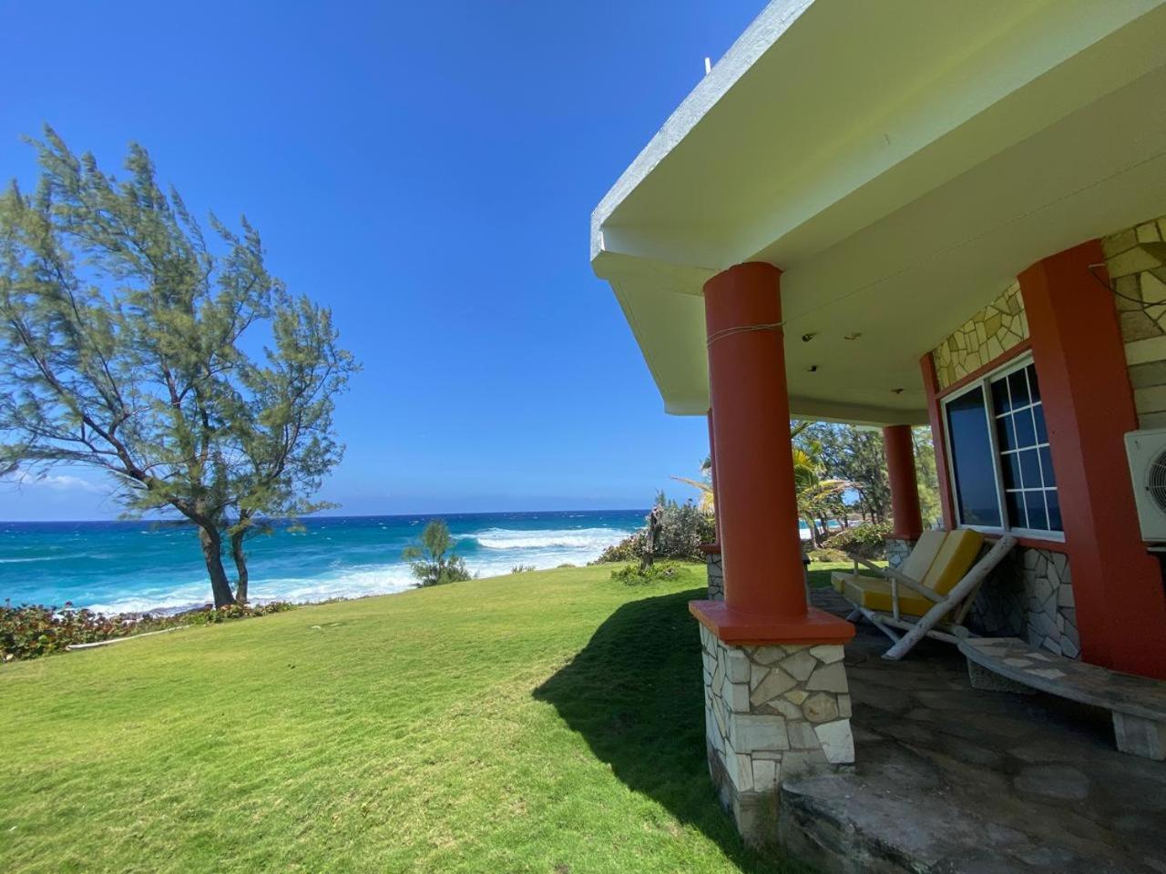 Strawberry Fields Together Robins Bay Exterior photo